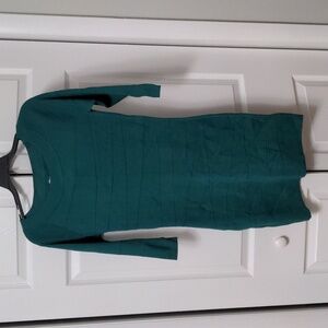 Barely worn emerald bodycon sweater dress